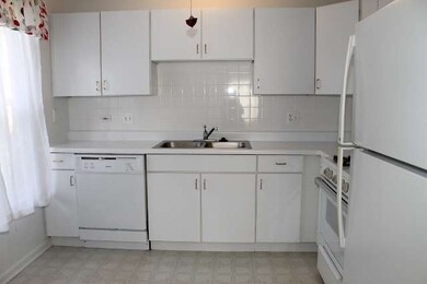 1650 Grove Ave unit 1A, Schaumburg, IL 60193 - photo 7