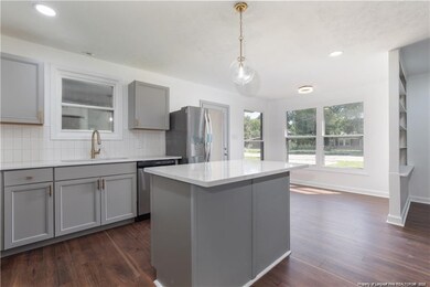 912 Montclair Rd, Fayetteville, NC 28314 - photo 7