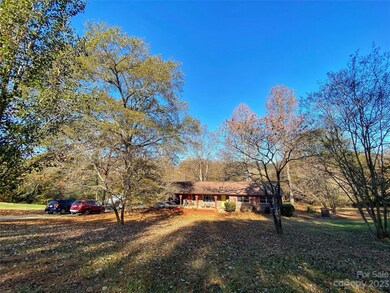 517 Goldwater St, Shelby, NC 28152 - photo 3