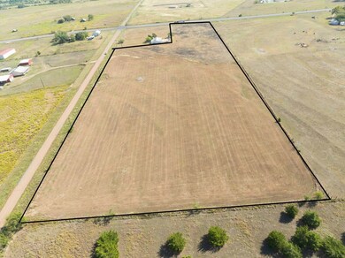 225 Knape Rd, La Grange, TX 78945 - photo 5