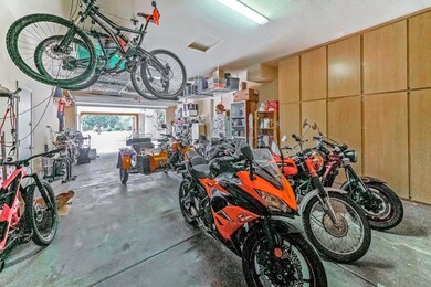 106-Garage_2