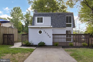 12706 Kingsbury Ct, Woodbridge, VA 22192 - photo 2