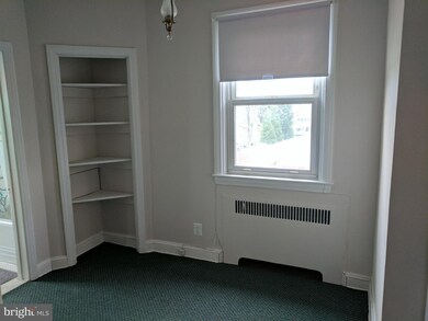 1253 Circle Dr, Halethorpe, MD 21227 - photo 7