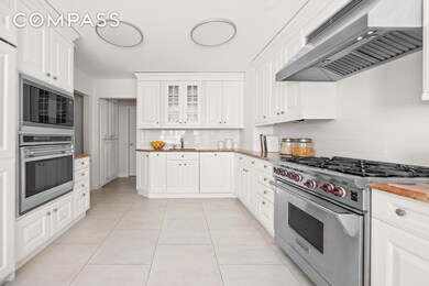69 W 9th St unit 2-B, New York, NY 10011 - photo 7