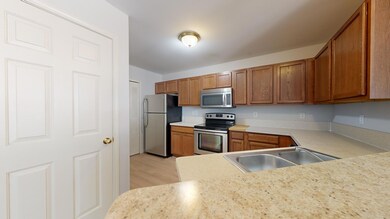 2048 Cloverly Ln unit 6, Ann Arbor, MI 48108 - photo 6
