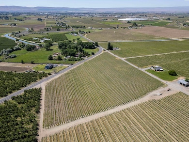 TBD Wilson Hwy, Grandview, WA 98930 - photo 3