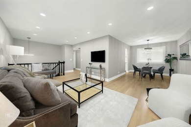 158 Hastings Mill Rd, Streamwood, IL 60107 - photo 3