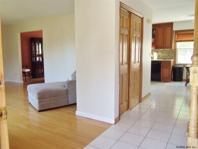 2 Huntleigh Dr, Albany, NY 12211 - photo 6