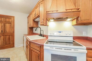 1203 Hanson Rd, Edgewood, MD 21040 - photo 7