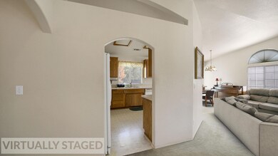 Living_Kitchen_staged 2