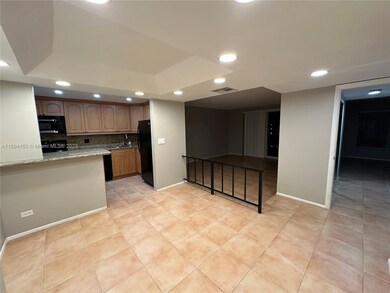 3650 Inverrary Dr unit 3Y-G, Lauderhill, FL 33319 - photo 2
