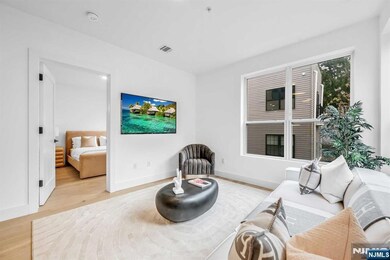 649 38th St unit 3004, Union City, NJ 07087 - photo 2