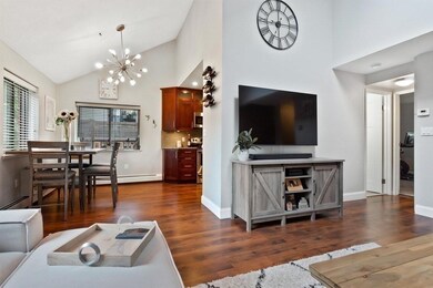 11 Barton Square unit 204, Salem, MA 01970 - photo 5