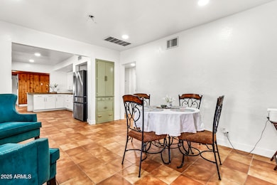 1451 E Brown Rd-7_(2048)