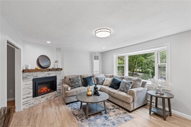 584 Weaver Hill Rd, West Greenwich, RI 02817 - photo 2