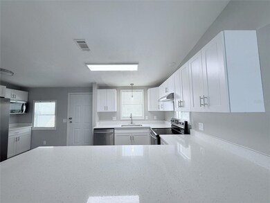 5316 Ixora St, Zephyrhills, FL 33541 - photo 7