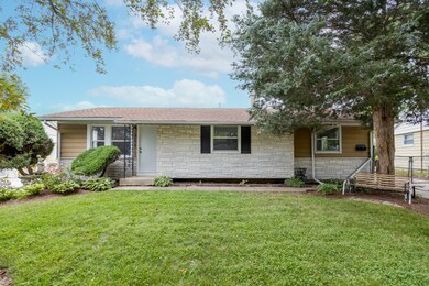 309 Amarillo Dr, Carpentersville, IL 60110 - photo 6