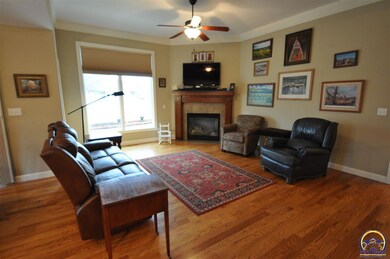 6229 SW 39th Ct, Topeka, KS 66610 - photo 4