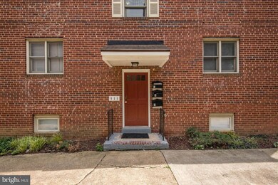 1121 N Taylor St unit A, Arlington, VA 22201 - photo 2