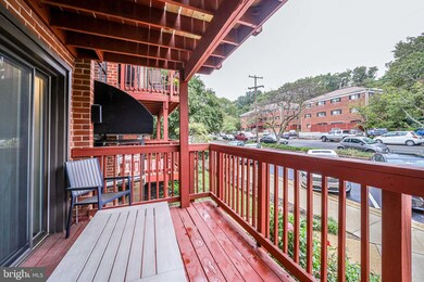 207 Skyhill Rd unit 3, Alexandria, VA 22314 - photo 3