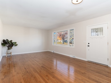 139 Monna St, Sugar Grove, IL 60554 - photo 3