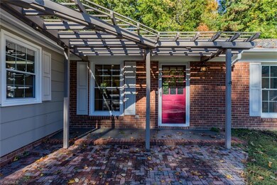 Cute pergola entrance