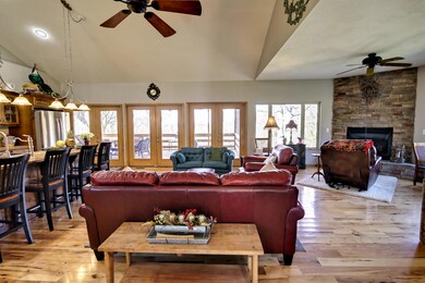 LivingRoom1
