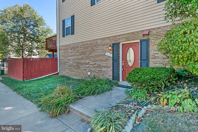 7659 E Arbory Ct, Laurel, MD 20707 - photo 2