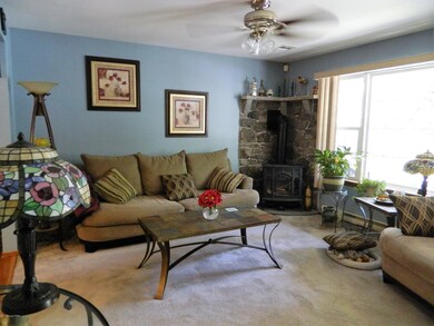 2088 Candlewood Dr, East Stroudsburg, PA 18301 - photo 3