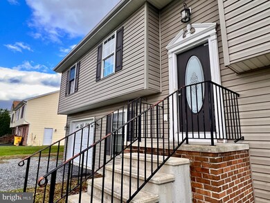 179 Sonya Ln, Bunker Hill, WV 25413 - photo 4