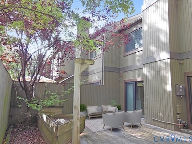 Photo has been virtual stagged