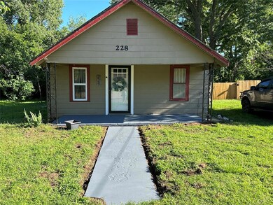 228 W Huron St, Purcell, OK 73080 - photo 2