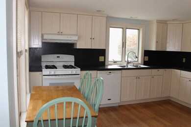 15 Peck Ave unit 2, Plymouth, MA 02360 - photo 3