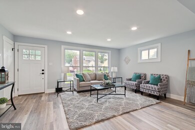 664 Schoolside Ln, Swarthmore, PA 19081 - photo 3