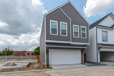 8415 Berry Brush Ln, Houston, TX 77022 - photo 5