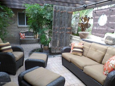 Front Patio (2)