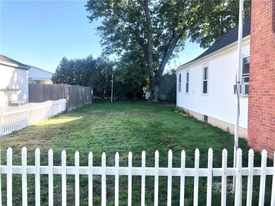 73 Overland Ave, Cranston, RI 02910 - photo 6