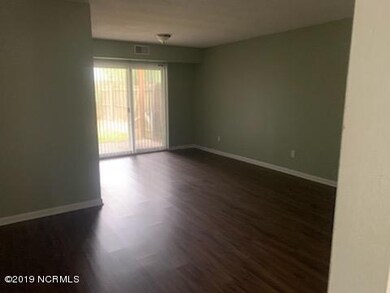 102 Brenda Dr, Jacksonville, NC 28546 - photo 2