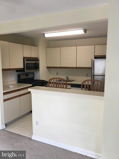 Radnor House unit 625, Bryn Mawr, PA 19010 - photo 7