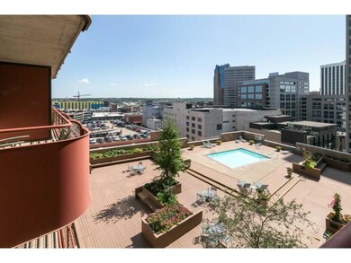 Web-Friendly-66-9th-Street-East-Saint-Paul-MN-19