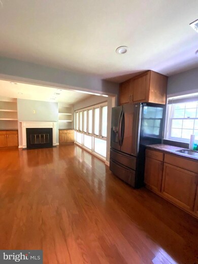 5702 Brewer House Cir unit 20112, Rockville, MD 20852 - photo 6