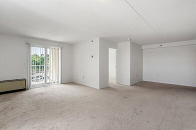 Captain Cove's Condominiums unit 413, Quincy, MA 02169 - photo 2