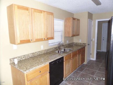 520885_Kitchen