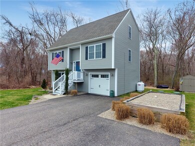 56 Osceola Ave, Narragansett, RI 02882 - photo 5