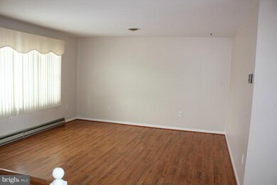 509 Colonial Dr, Greencastle, PA 17225 - photo 4