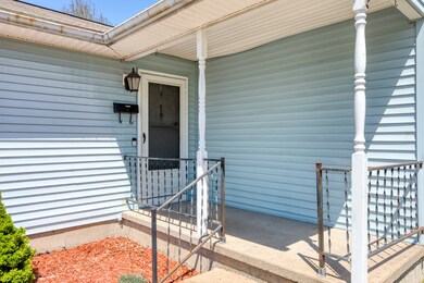 186 Clarendon Ave, Chicopee, MA 01013 - photo 4