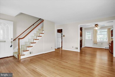 3803 Grant St, Reading, PA 19606 - photo 4