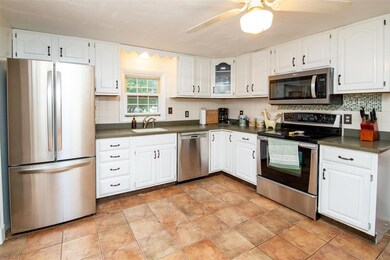 5 Wrisley St, Essex Junction, VT 05452 - photo 5