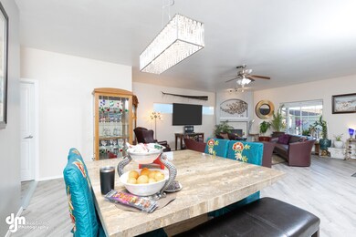 Dining Area 20190926-DW-6279-FULL