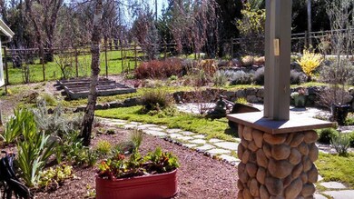 1660 Pair A Dice Ranch Rd, Jacksonville, OR 97530 - photo 4